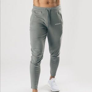 Alphalete Core Joggers Gray - Size Small
